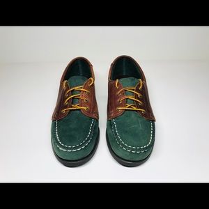 VINTAGE BRASS PLUM LEATHER SHOES.